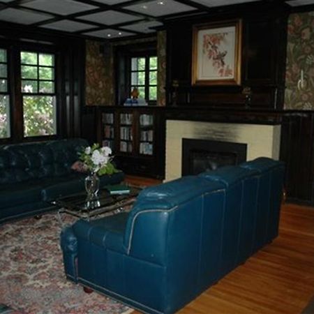Wayne Bed & Breakfast Inn (Adults Only) Екстериор снимка