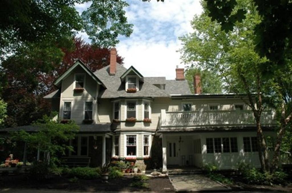 Wayne Bed & Breakfast Inn (Adults Only) Екстериор снимка