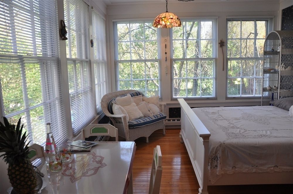 Wayne Bed & Breakfast Inn (Adults Only) Екстериор снимка