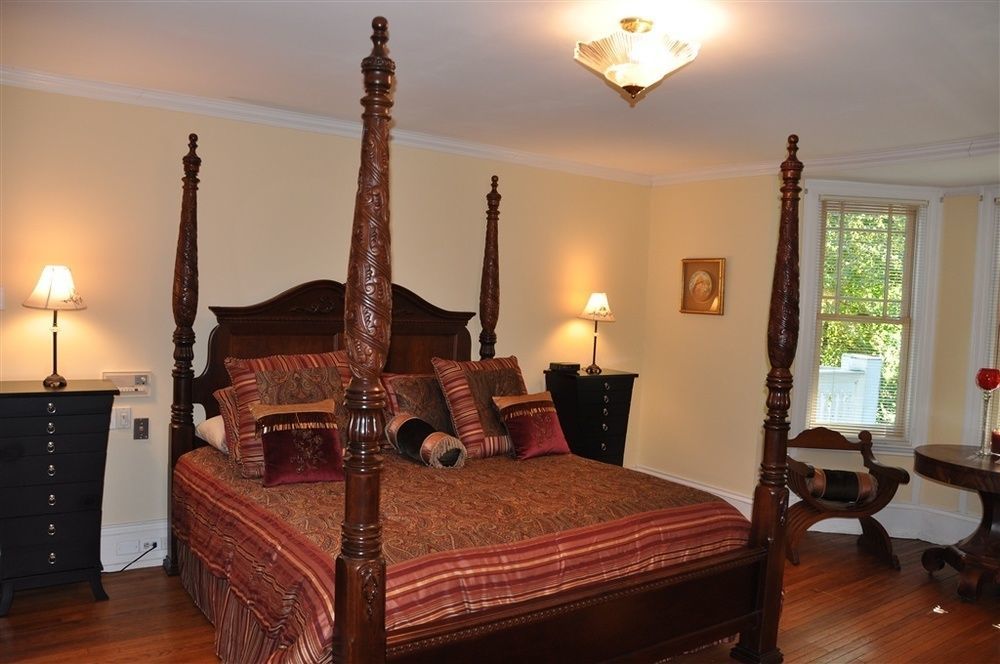 Wayne Bed & Breakfast Inn (Adults Only) Екстериор снимка