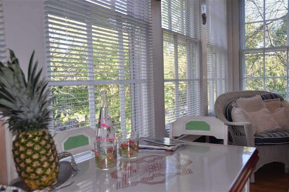 Wayne Bed & Breakfast Inn (Adults Only) Екстериор снимка